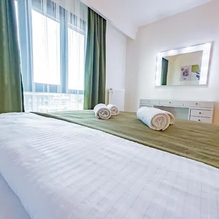 Beautiful Ultra Luxury 2+1 W/freeparking Apartamento *